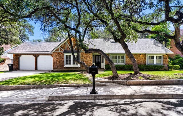 4-bedroom rental at 715 Fabulous Dr in San Antonio TX