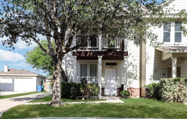 2-bedroom rental at 10302 Lateleaf Oak in San Antonio TX