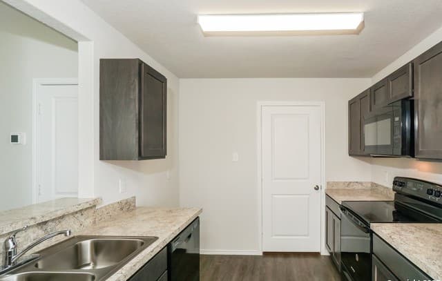 3-bedroom rental at 10710 Apple Pie in San Antonio TX
