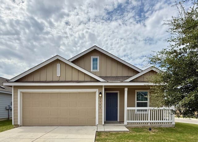 4-bedroom rental at 5506 Basil Chase in St Hedwig TX